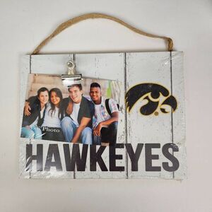 University Of Iowa IA Hawkeyes Weathered Clip It Frame Photo Wall Hanging Decor
